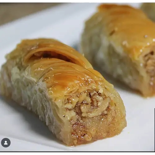 CEVİZLİ KIVRIM BAKLAVA